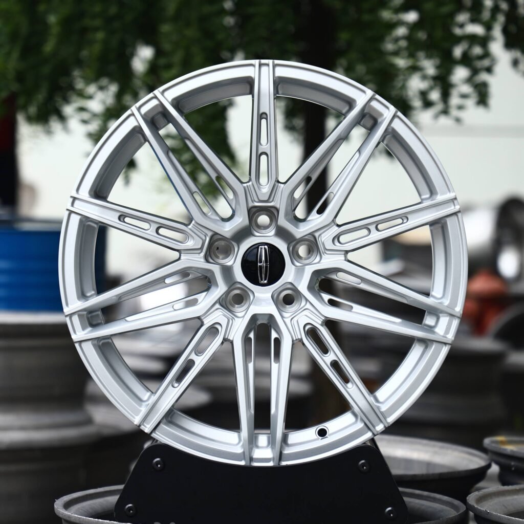 Lincoln Style Bright Silver 5 W-Spoke Side-Milled Forged Wheels - Lincoln Continental / Lincoln Aviator Fitment (5-Lug) Monoblock forged wheel