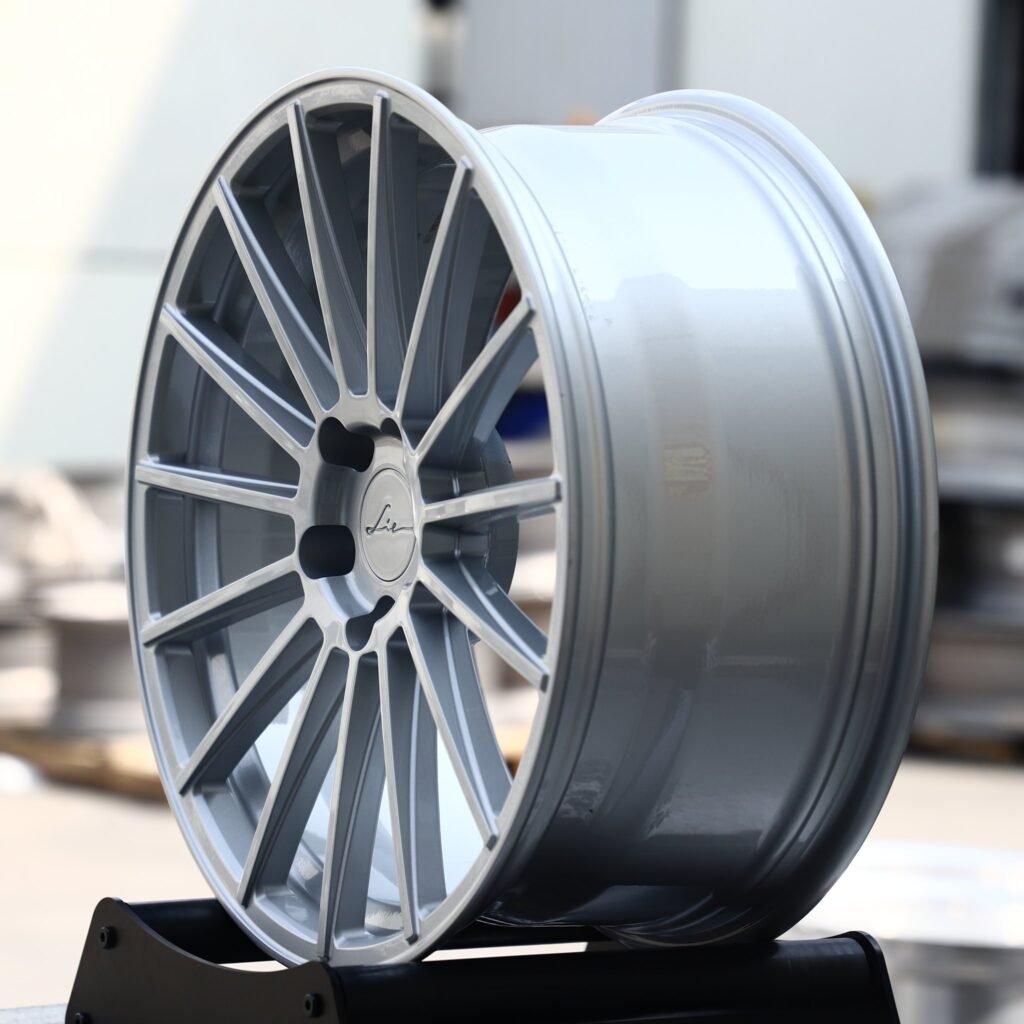 5x112 wheels – Hyper Silver Multi-Spoke (Lorinser-Style), side view