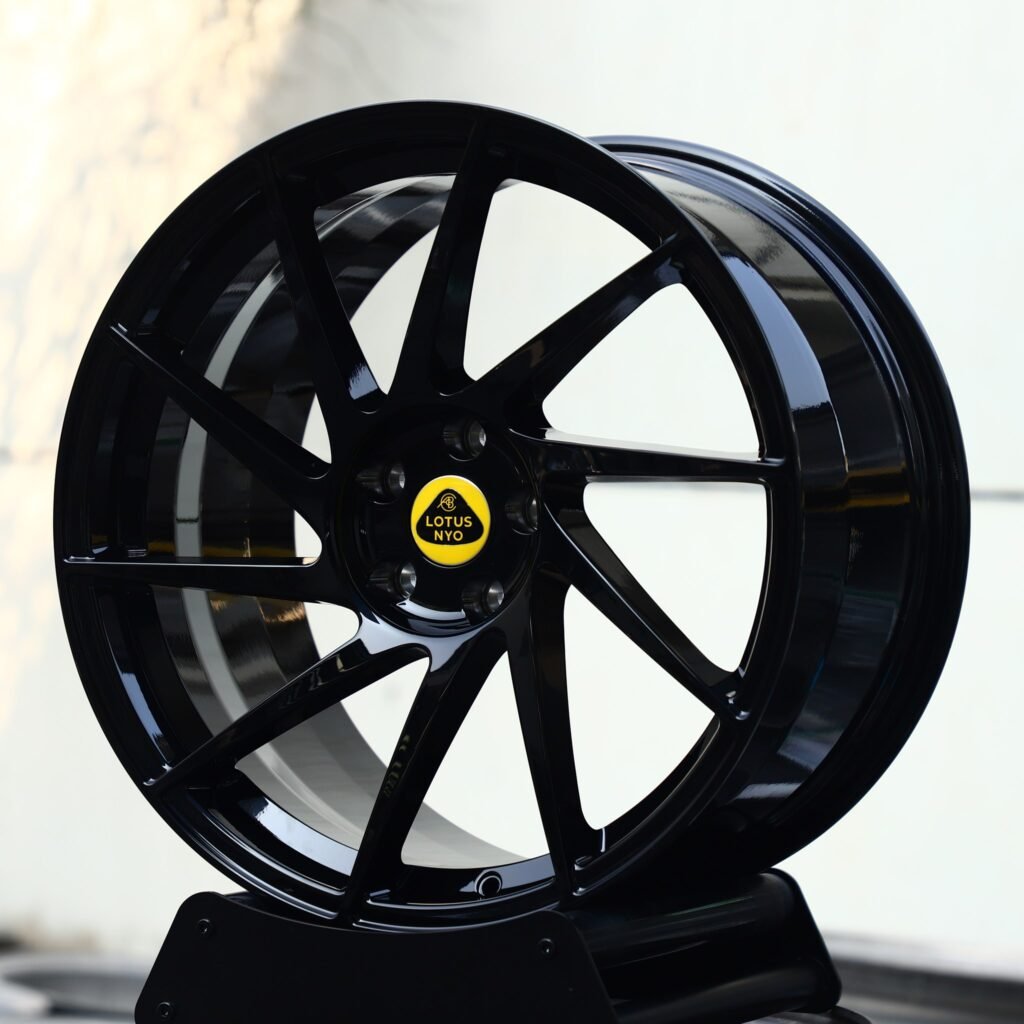 Lotus Evora wheels – Gloss Black Directional Multi-Spoke (Lotus OEM-Style), angled view