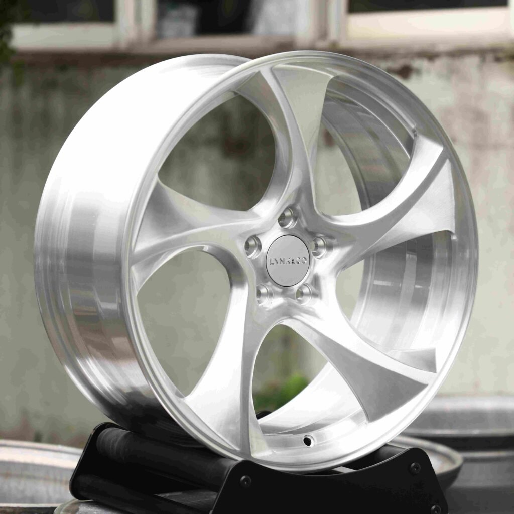 Lynk & Co Style Brushed Silver Directional Forged Wheels - Lynk & Co 01 / Volvo S60 Fitment (5-Lug) view 2