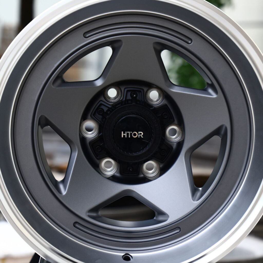 6x139.7 wheels – Machined Silver 6-Spoke, side view