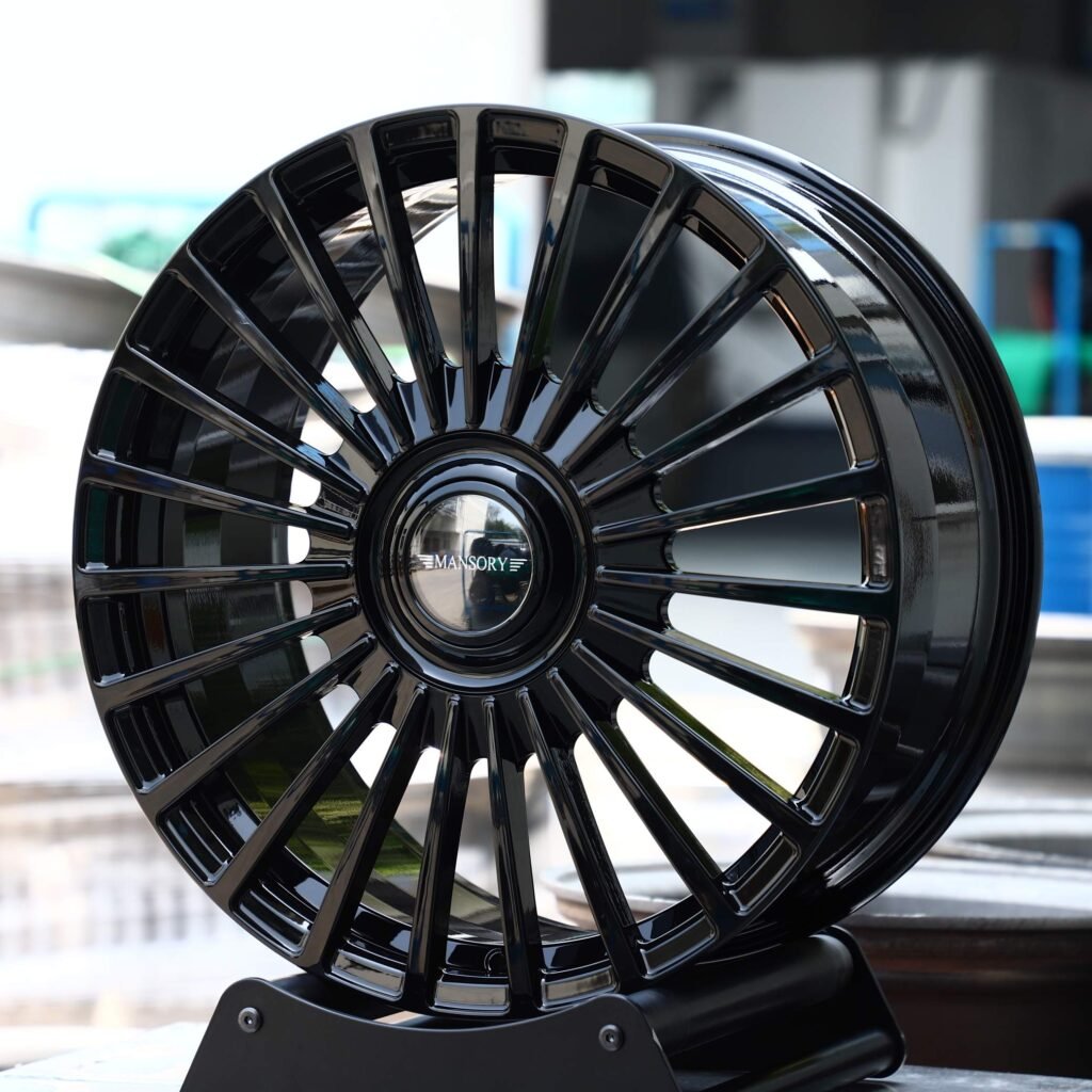 Mansory Gloss Black Multi-Spoke Forged Wheels - Mercedes-Benz G-Class / Rolls-Royce Cullinan Fitment (5-Lug) view 3