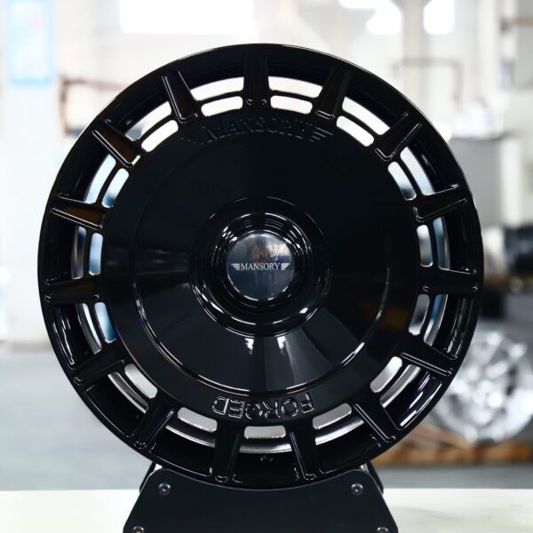 Land Rover Range Rover wheels – Mansory Gloss Black Slotted Dish, front view