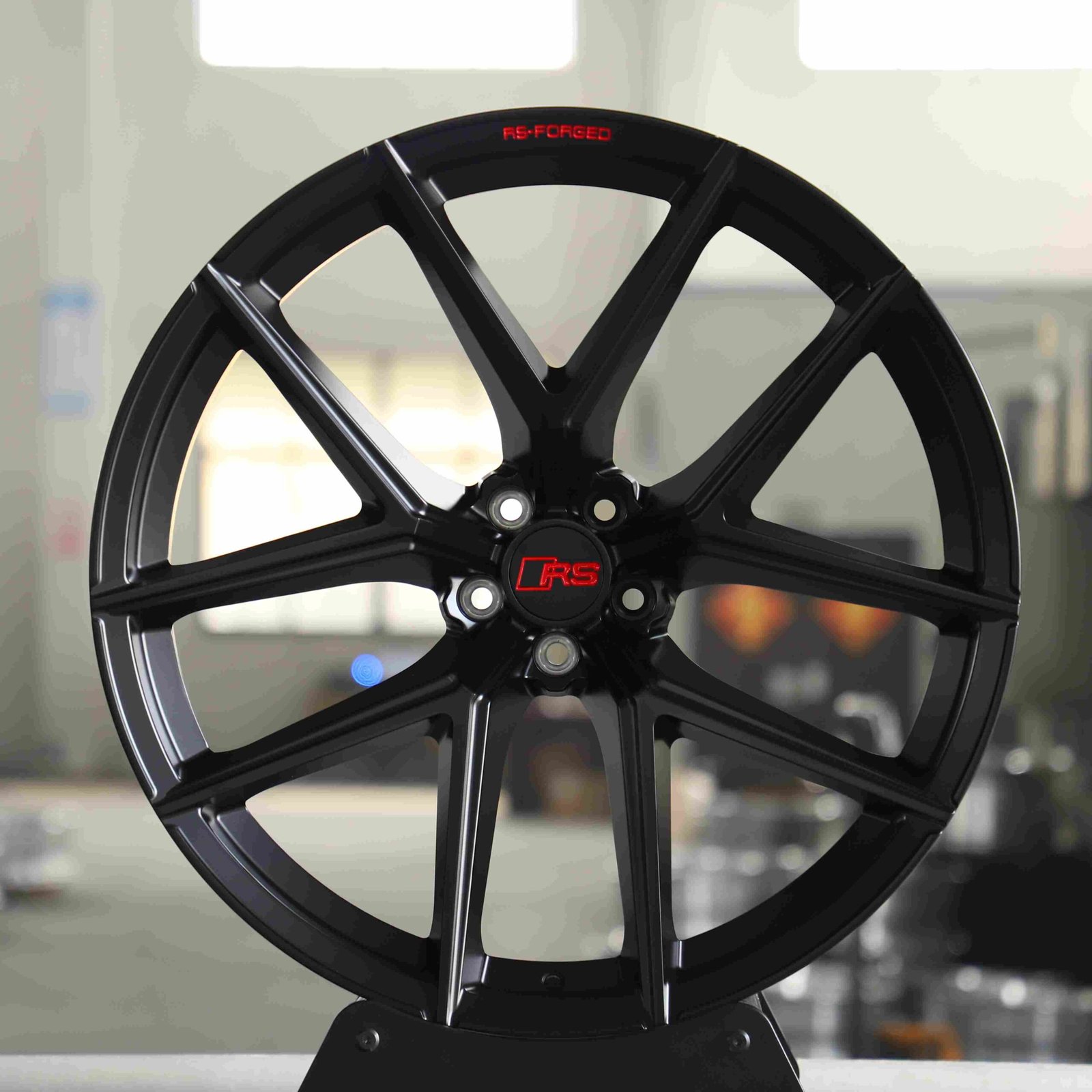 Tesla Model Y wheels – Matte Black 5 Y-Spoke, front view