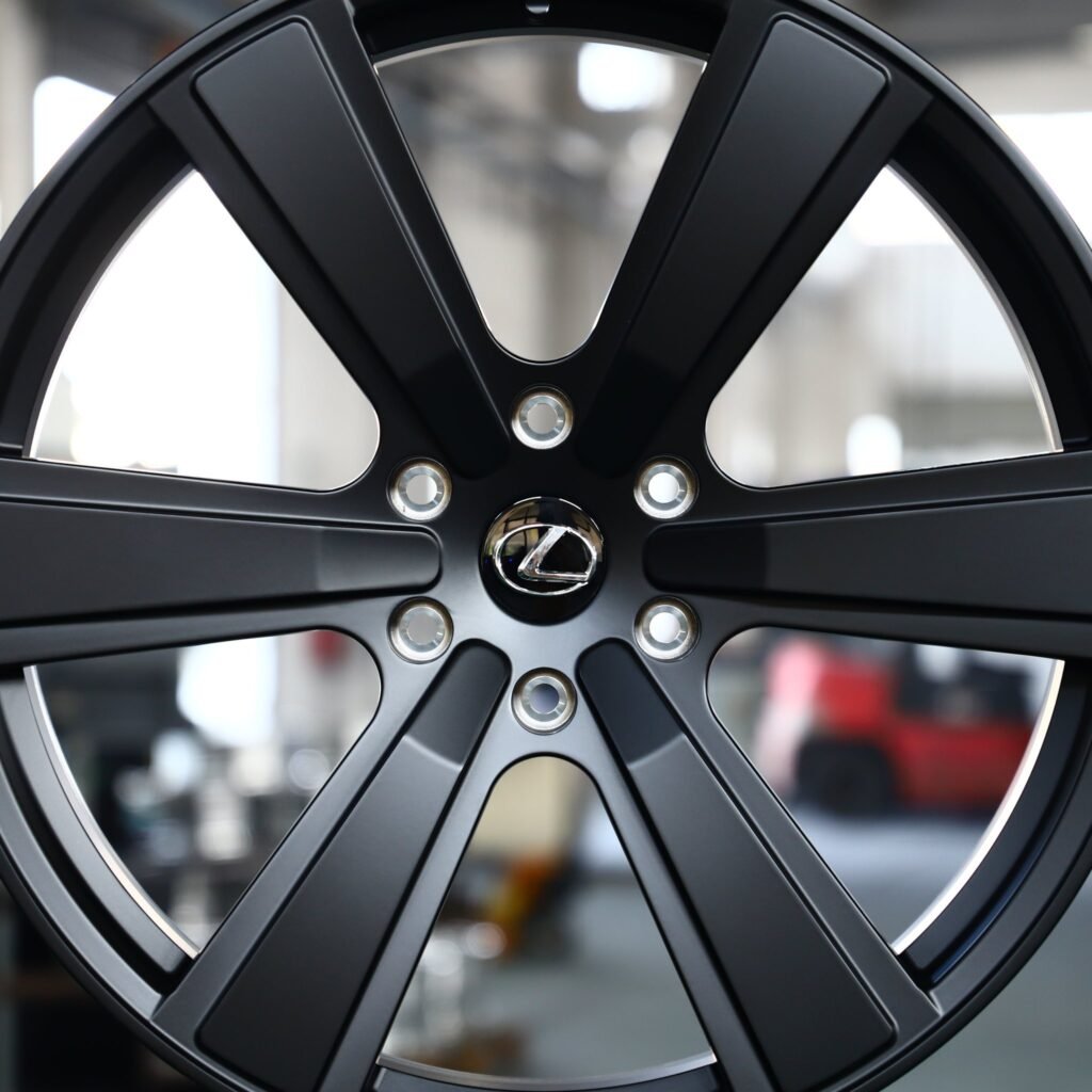 Tesla Model 3 wheels – Matte Black 6-Spoke, lip and barrel detail