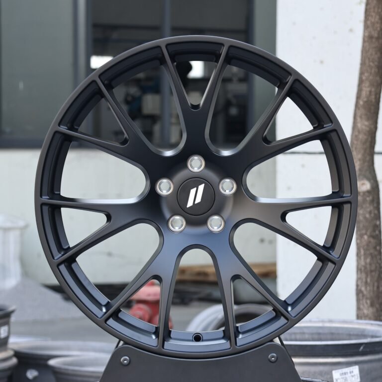 Nissan 370Z wheels – Matte Black 7 Y-Spoke, front view