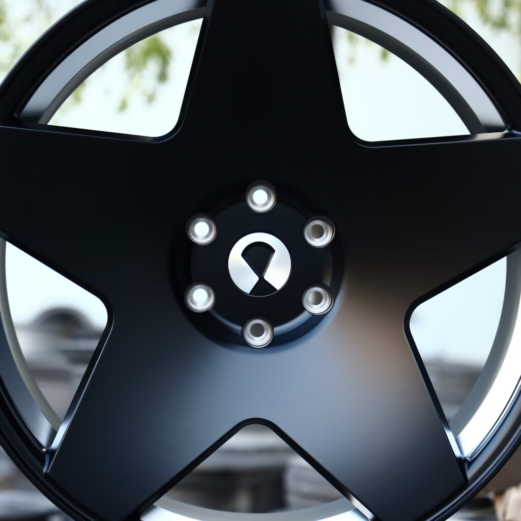 Chevrolet Silverado 1500 wheels – Matte Black Custom, lip and barrel detail