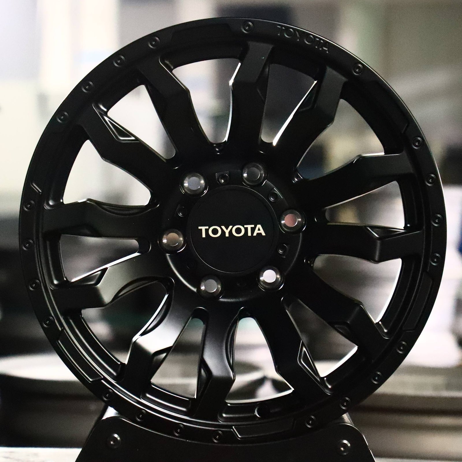Toyota Tacoma wheels – Matte Black Deep Lip, front view