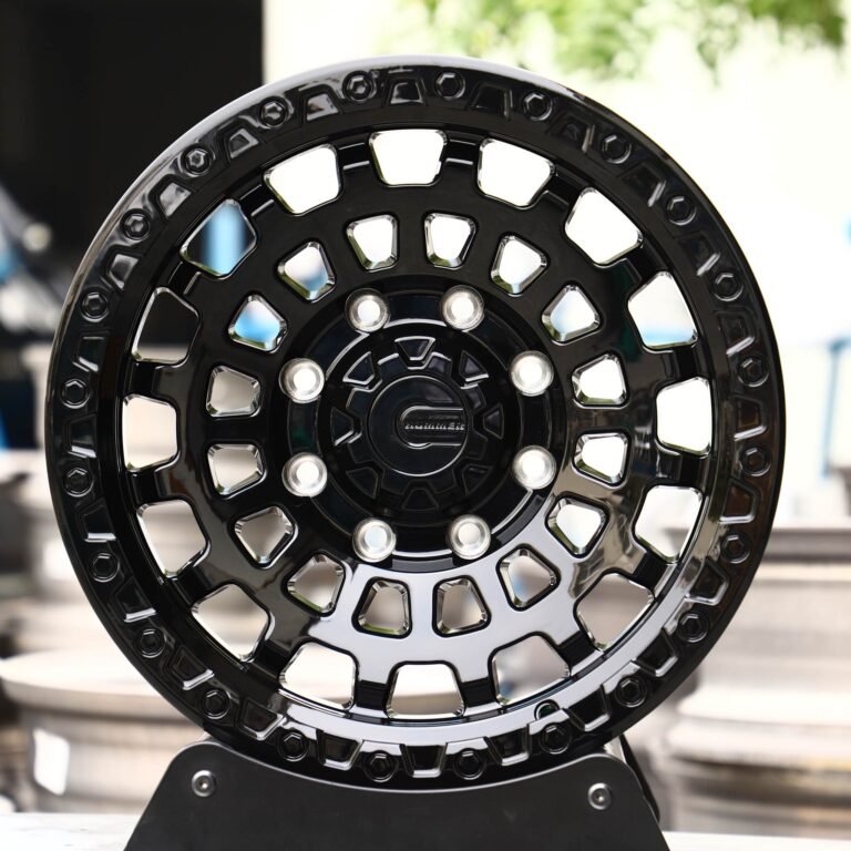 Ram 2500 wheels – Matte Black Double-Ring Exposed Bolt Detail, front view