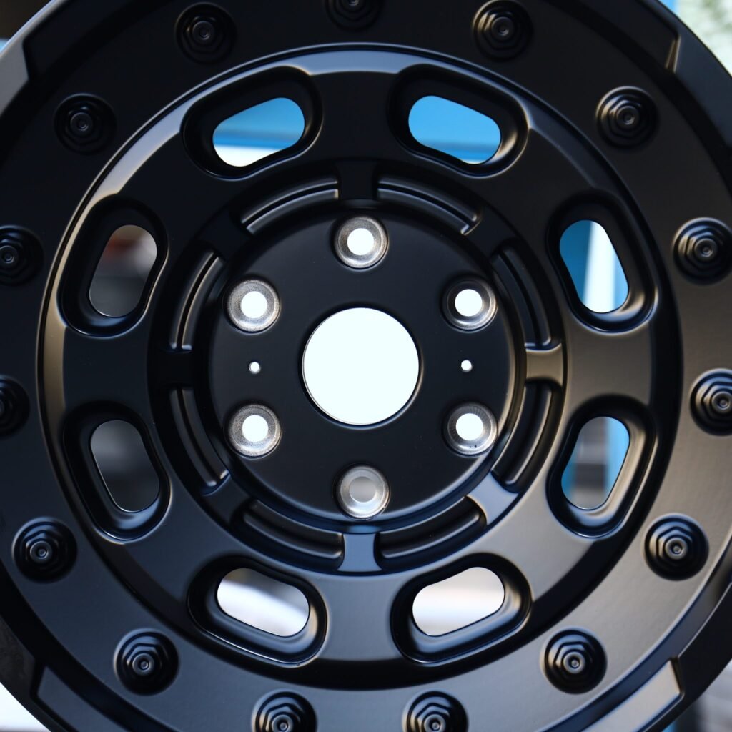 Jeep Gladiator wheels – Matte Black Exposed Bolt Detail, lip and barrel detail
