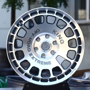 Ford F-150 / Chevrolet Silverado Off-Road 6-Lug Forged Wheels – Silver / Black Full-Face Machined Face