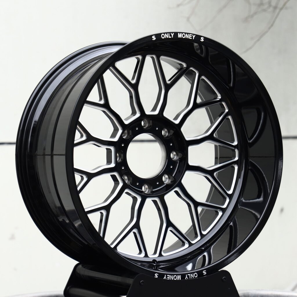 Chevrolet Silverado 2500HD wheels – Matte Black H-Type 12-Spoke, angled view