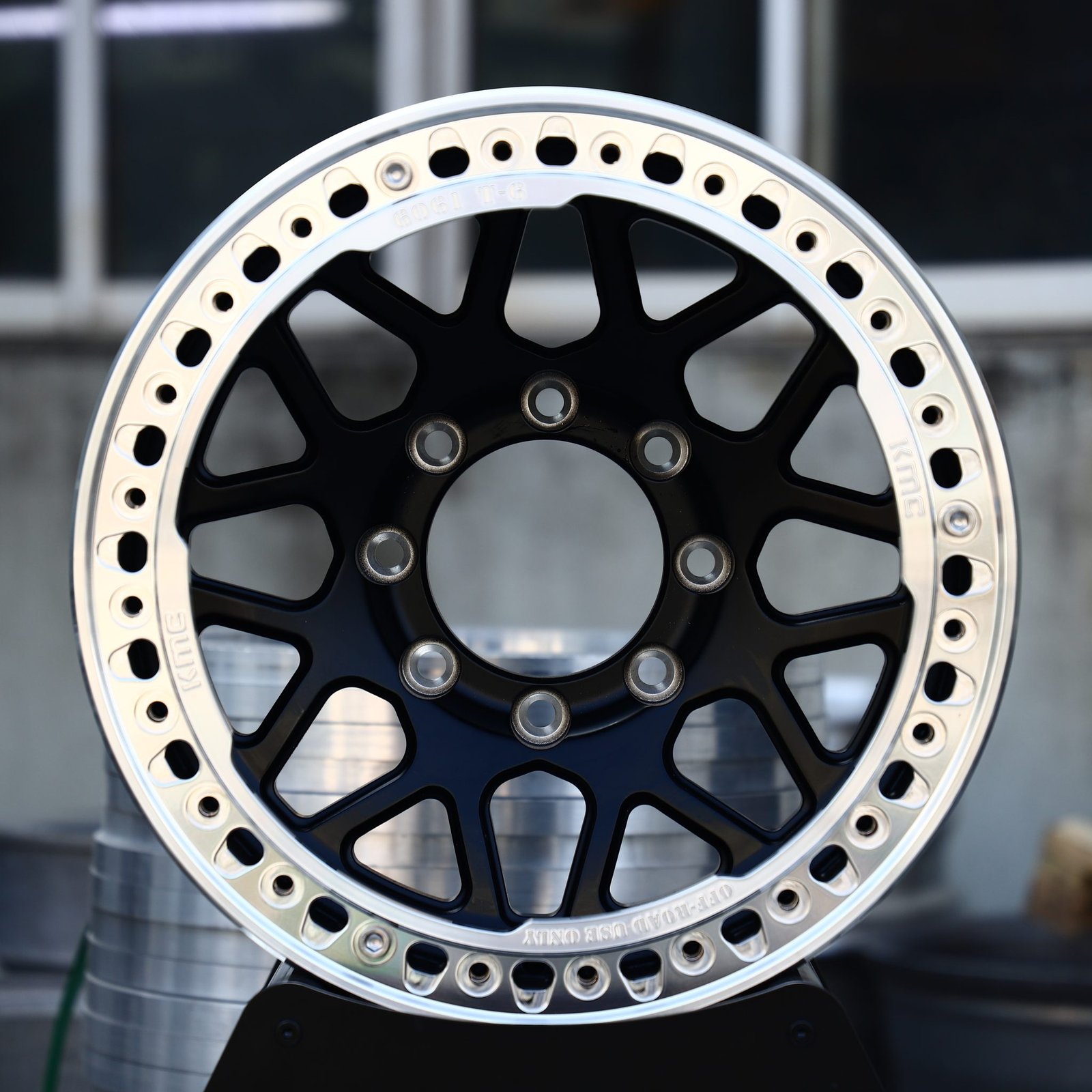 Ford F-250 Super Duty wheels – Matte Black Multi-Spoke, front view