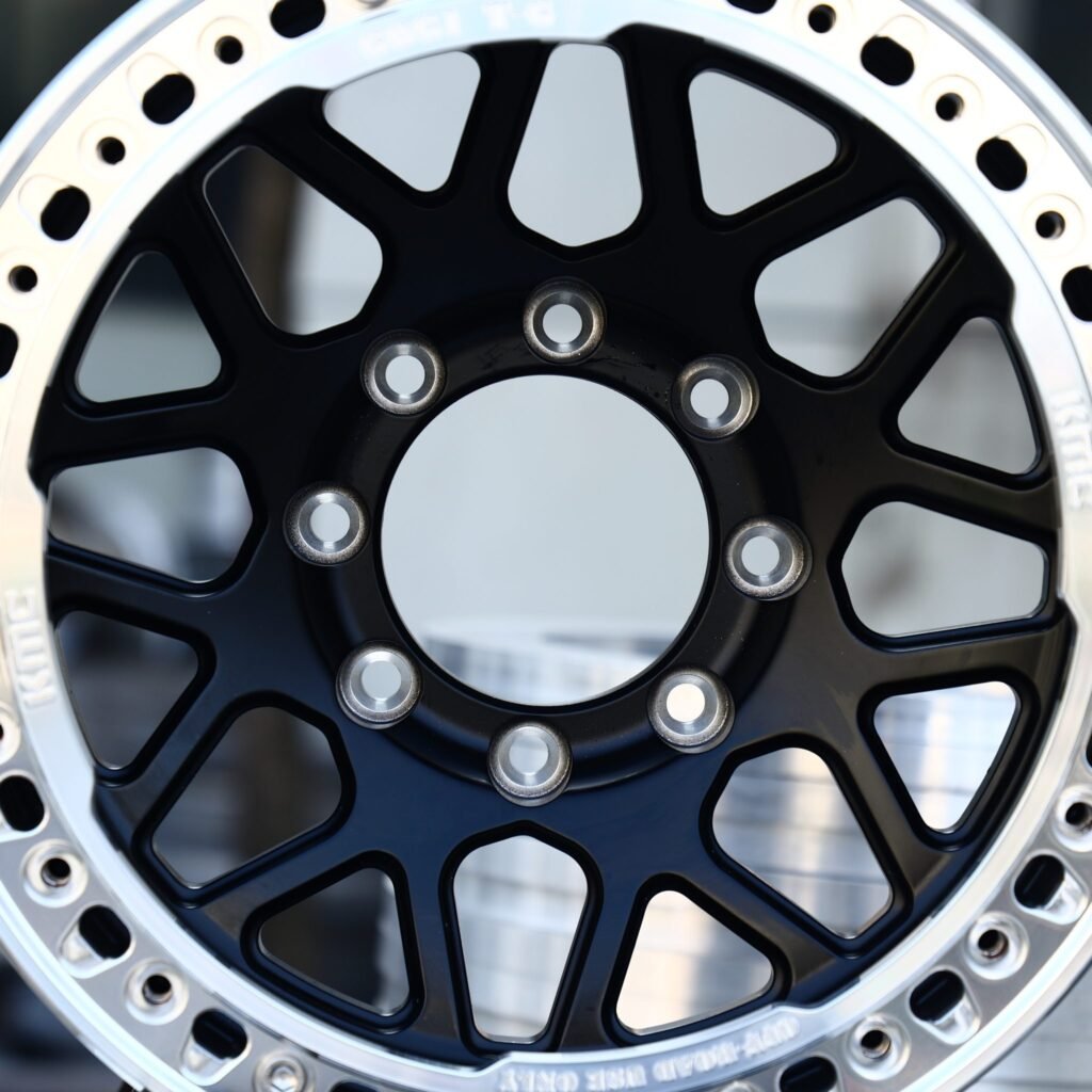 GMC Sierra 2500HD wheels – Matte Black Multi-Spoke, lip and barrel detail