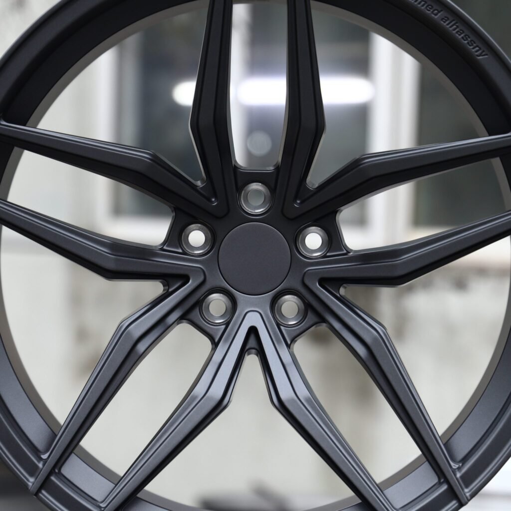 BMW M4 F82 wheels – Matte Black Petal Split-Spoke, lip and barrel detail