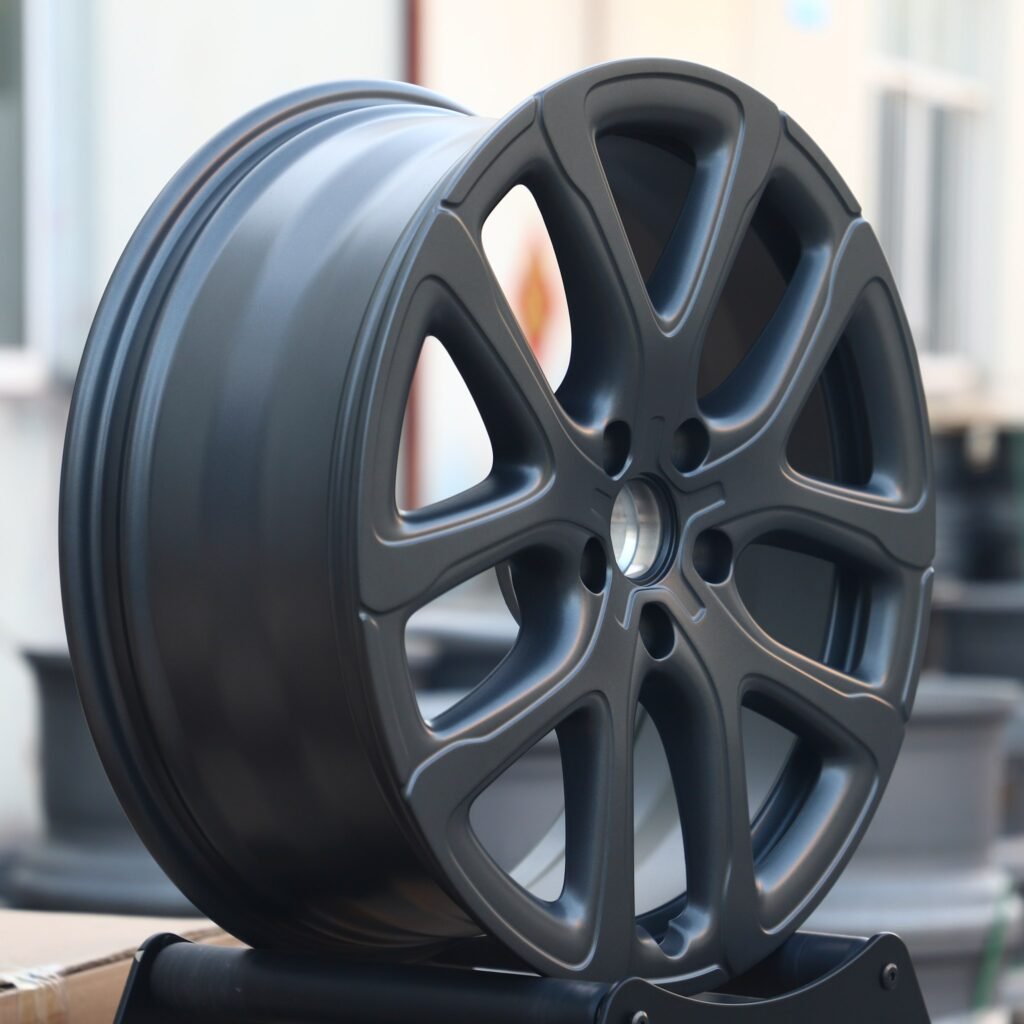 BMW M4 F82 wheels – Matte Gunmetal 5 V-Spoke Split, lip and barrel detail