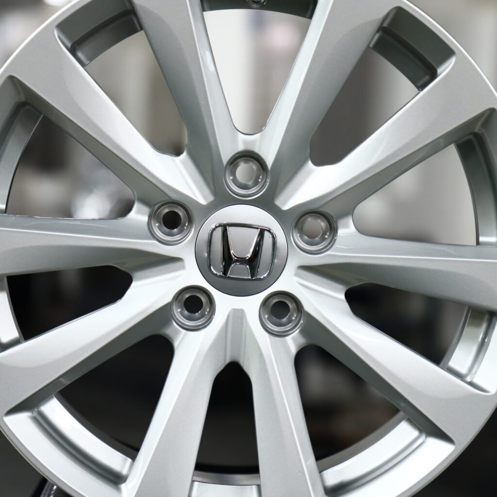 5x114.3 wheels – Matte Silver 10-Spoke, side view