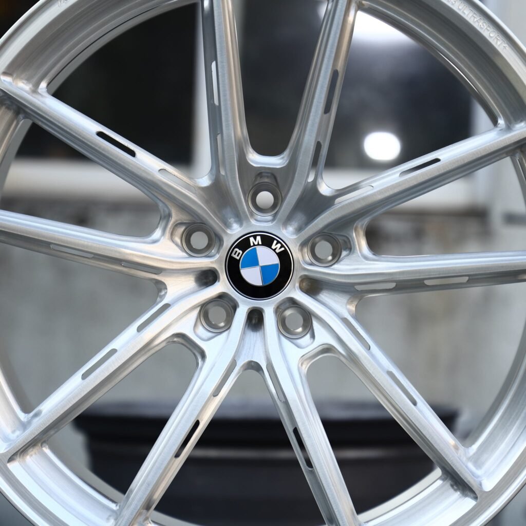 BMW M2 G87 wheels – Matte Silver 10-Spoke Side-Milled (BMW OEM-Style), lip and barrel detail