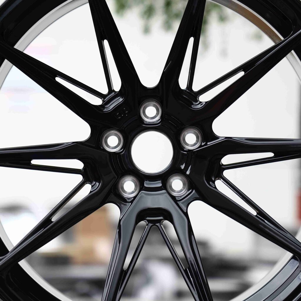 Audi A4 B9 wheels – Matte Silver 10-Spoke Side-Milled, lip and barrel detail