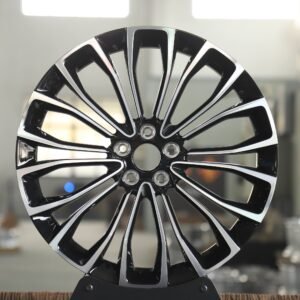 Audi A6 / BMW 5 Series Forged Wheels – Black / Machined 10 V-Spoke Machined Face