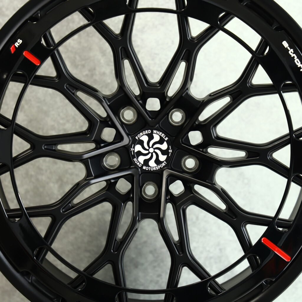 Audi RS3 8Y wheels – Matte Silver 10 Y-Spoke Decorative Detail, lip and barrel detail