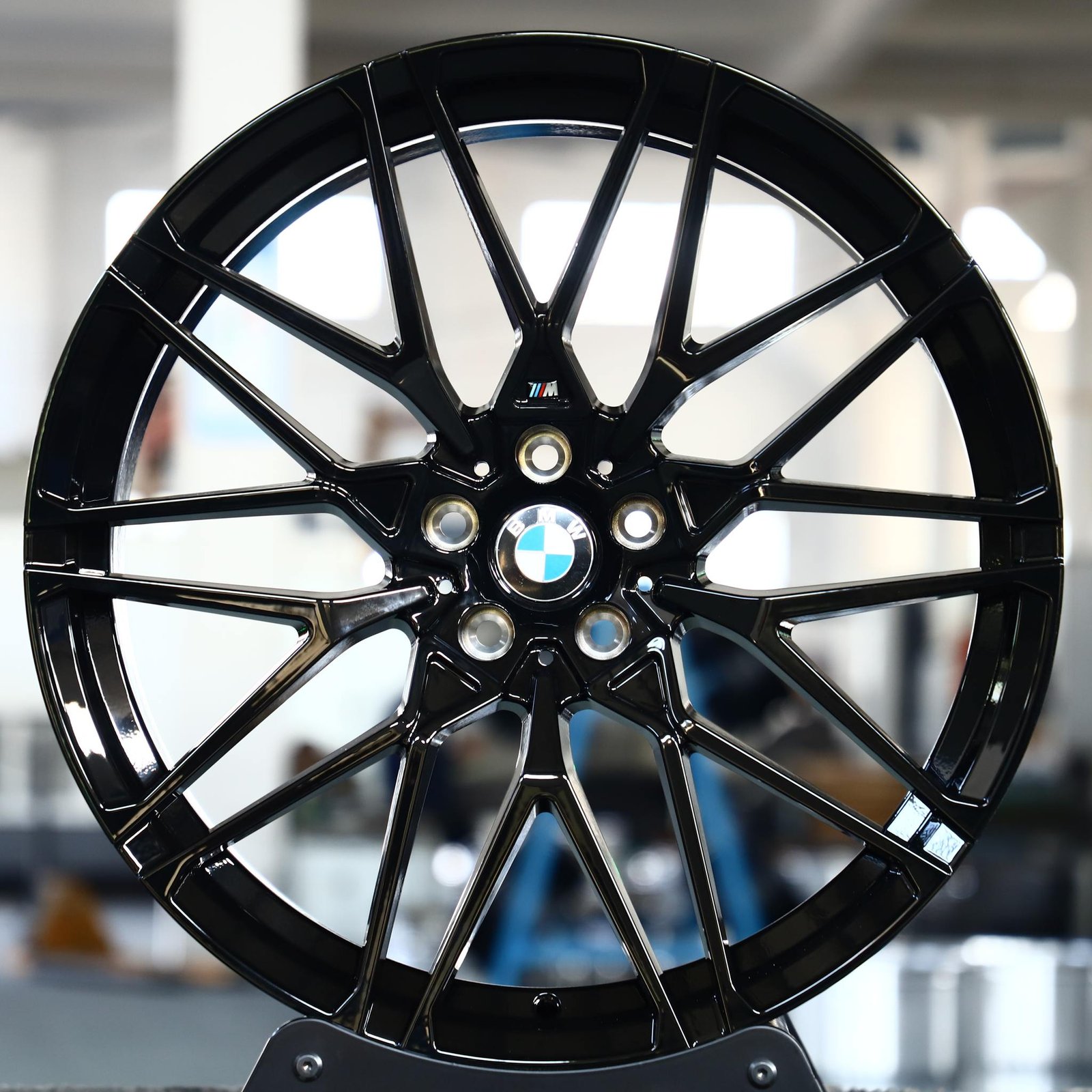 BMW M3 wheels – Matte Silver 10 Y-Spoke (BMW Style 666M), front view