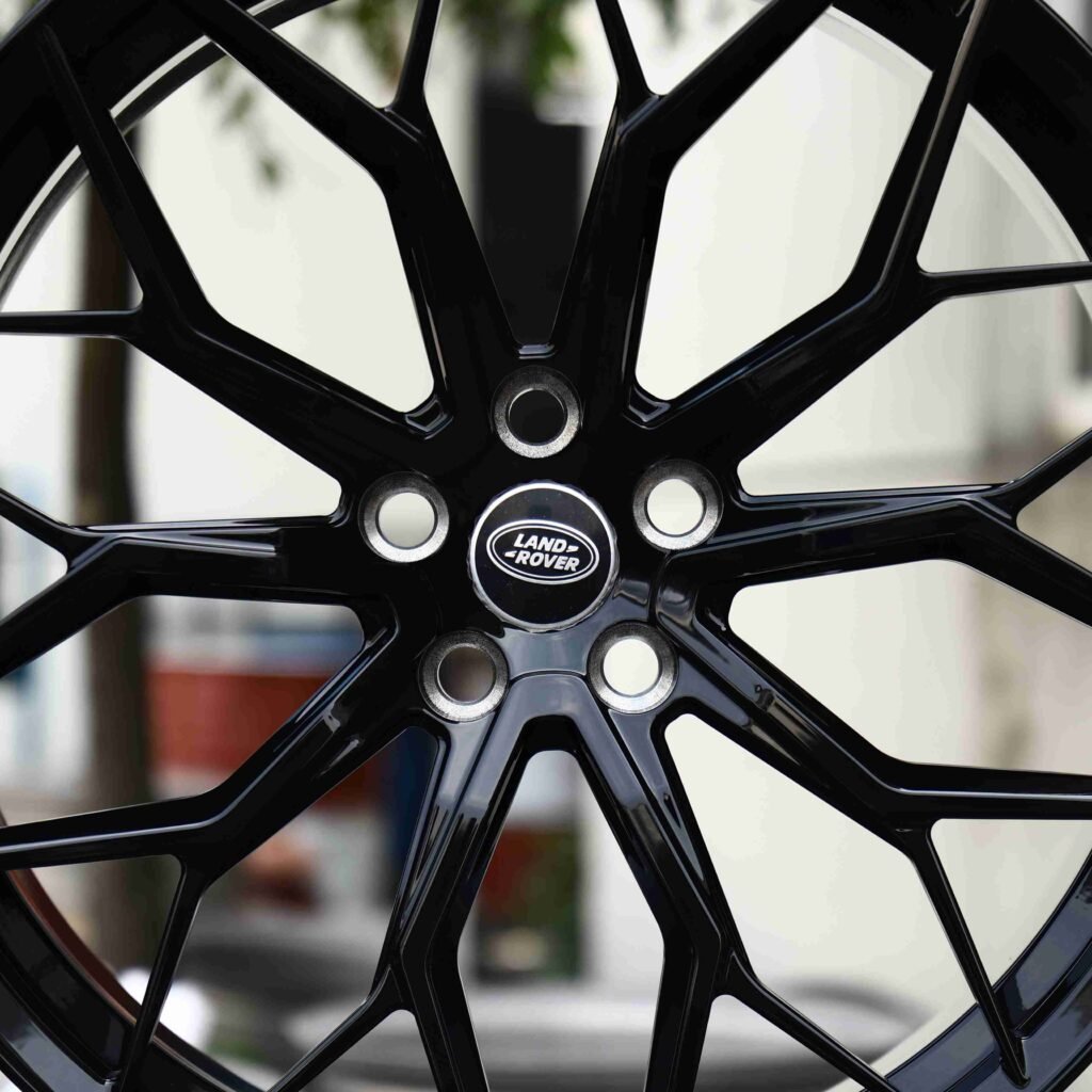 BMW M3 F80 wheels – Matte Silver 10 Y-Spoke, lip and barrel detail