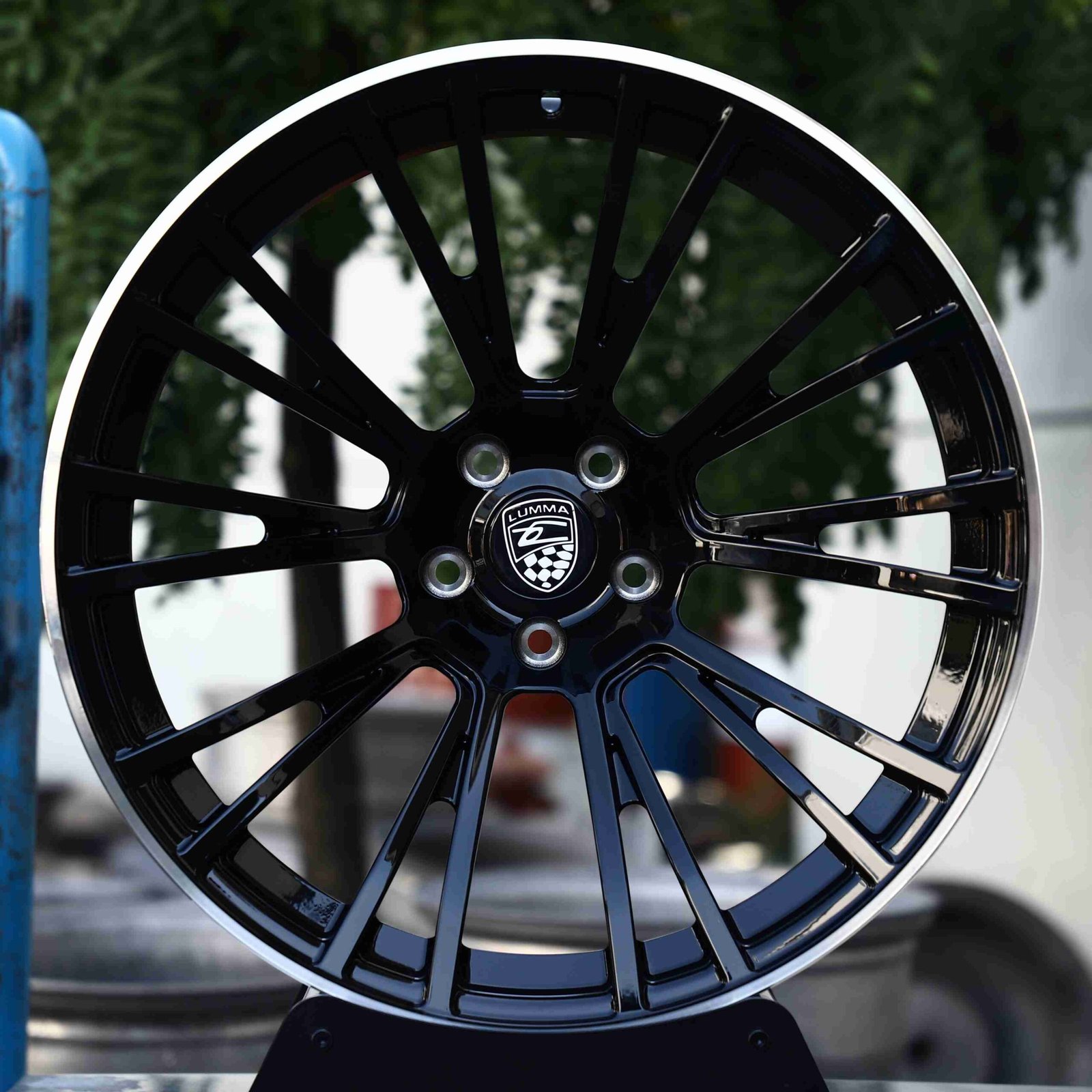 Porsche 911 wheels – Matte Silver 10 Y-Spoke, front view