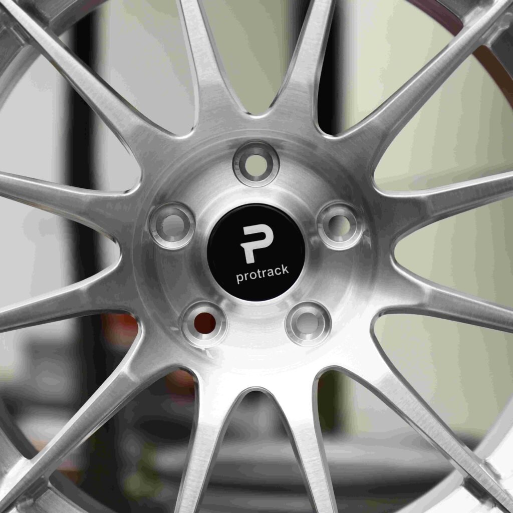 BMW M3 F80 wheels – Matte Silver 12-Spoke, lip and barrel detail