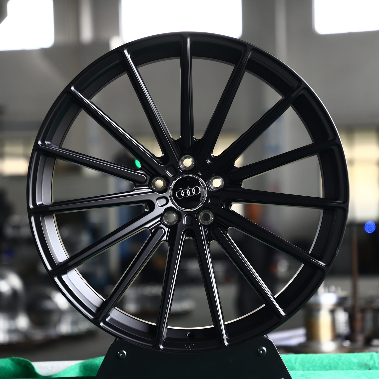 BMW M2 G87 wheels – Matte Silver 15-Spoke, front view