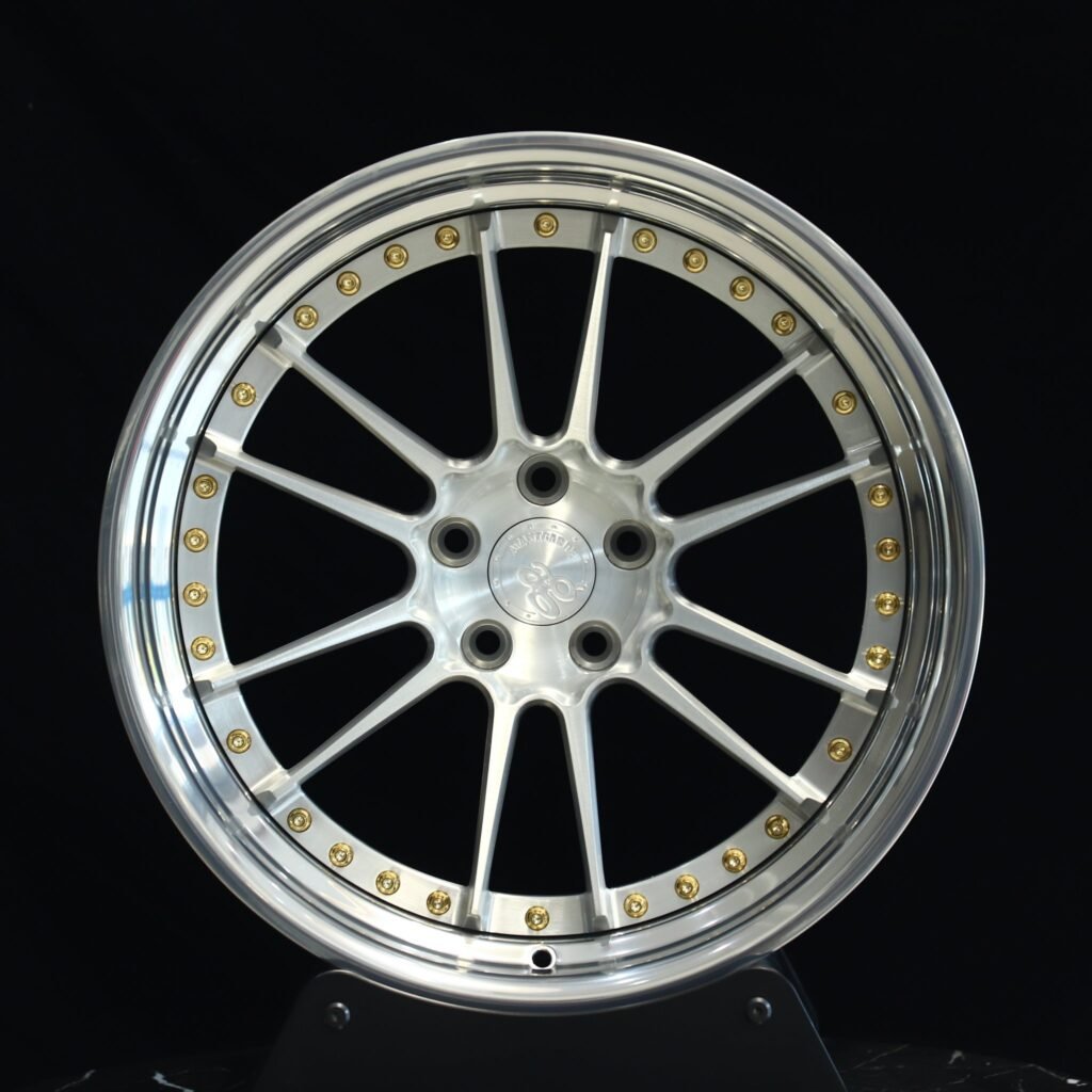 Porsche 911 wheels – Matte Silver 2-Piece Deep Lip, front view