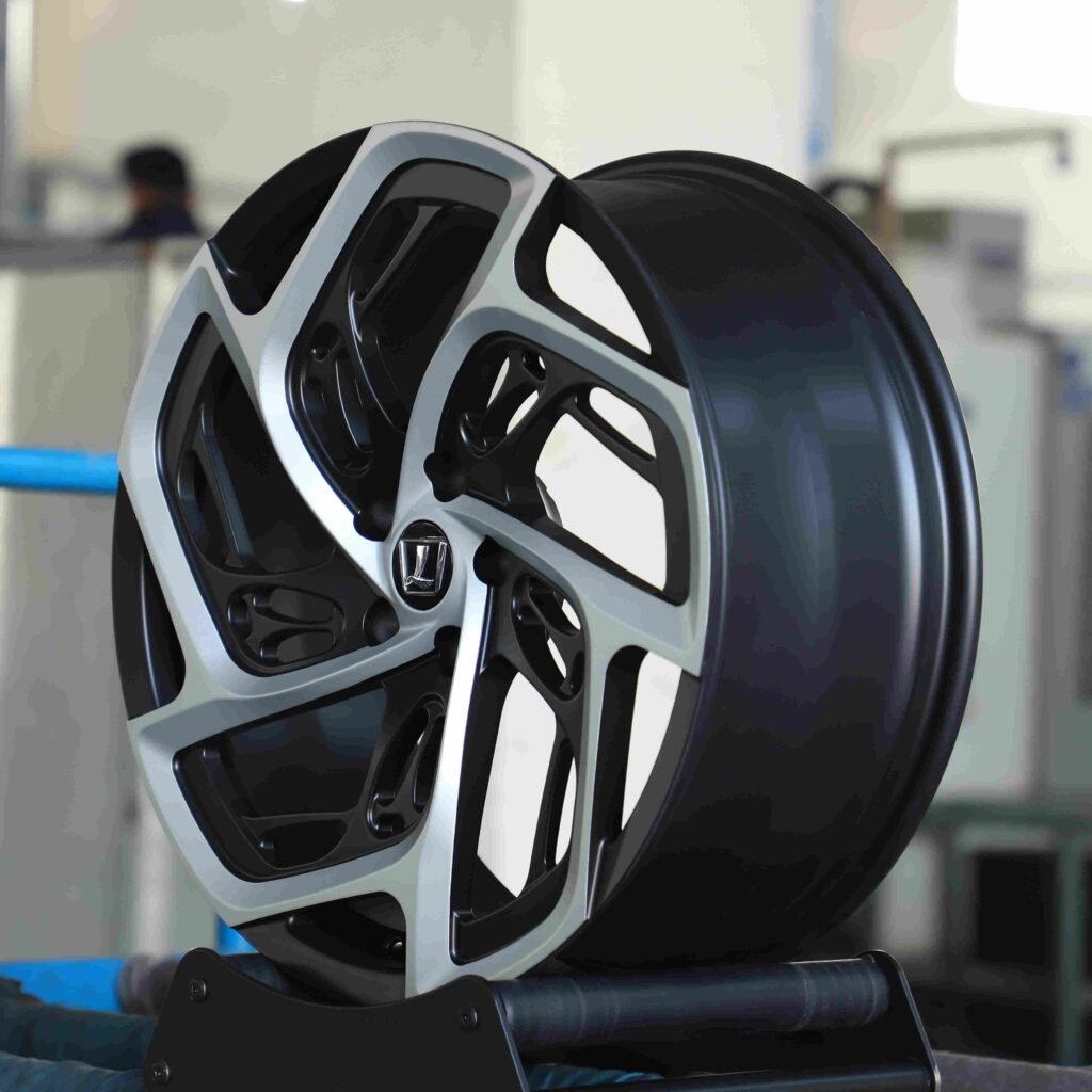 Audi A4 B9 wheels – Matte Silver 5-Spoke Directional Machined Face, lip and barrel detail