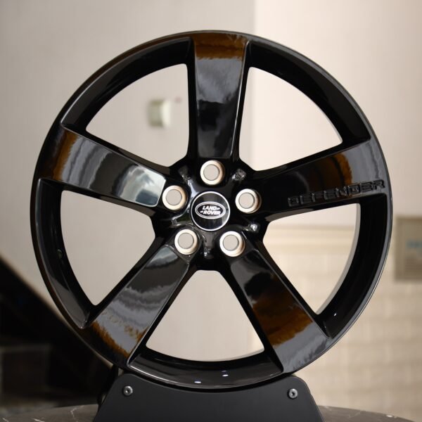 Land Rover Range Rover wheels – Gloss Black 5-Spoke, front view