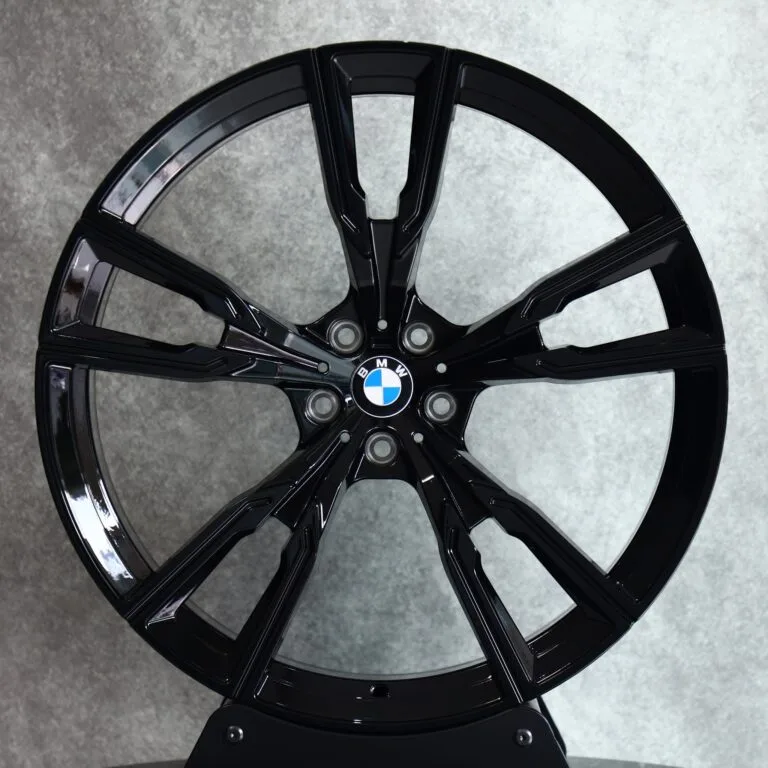 BMW M3 wheels – Matte Silver 5 Y-Spoke Concave, front view