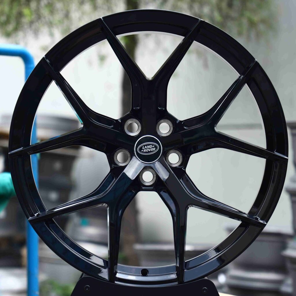 Matte Silver 5 Y-Spoke Forged Wheels - Land Rover Range Rover / Land Rover Defender Fitment (5-Lug) Monoblock forged wheel