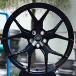 Land Rover Range Rover / Defender Forged Wheels – Gloss Black 5 Y-Spoke