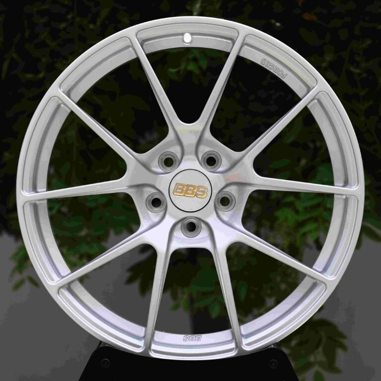 Toyota GR86 wheels – Matte Silver 5 Y-Spoke, front view