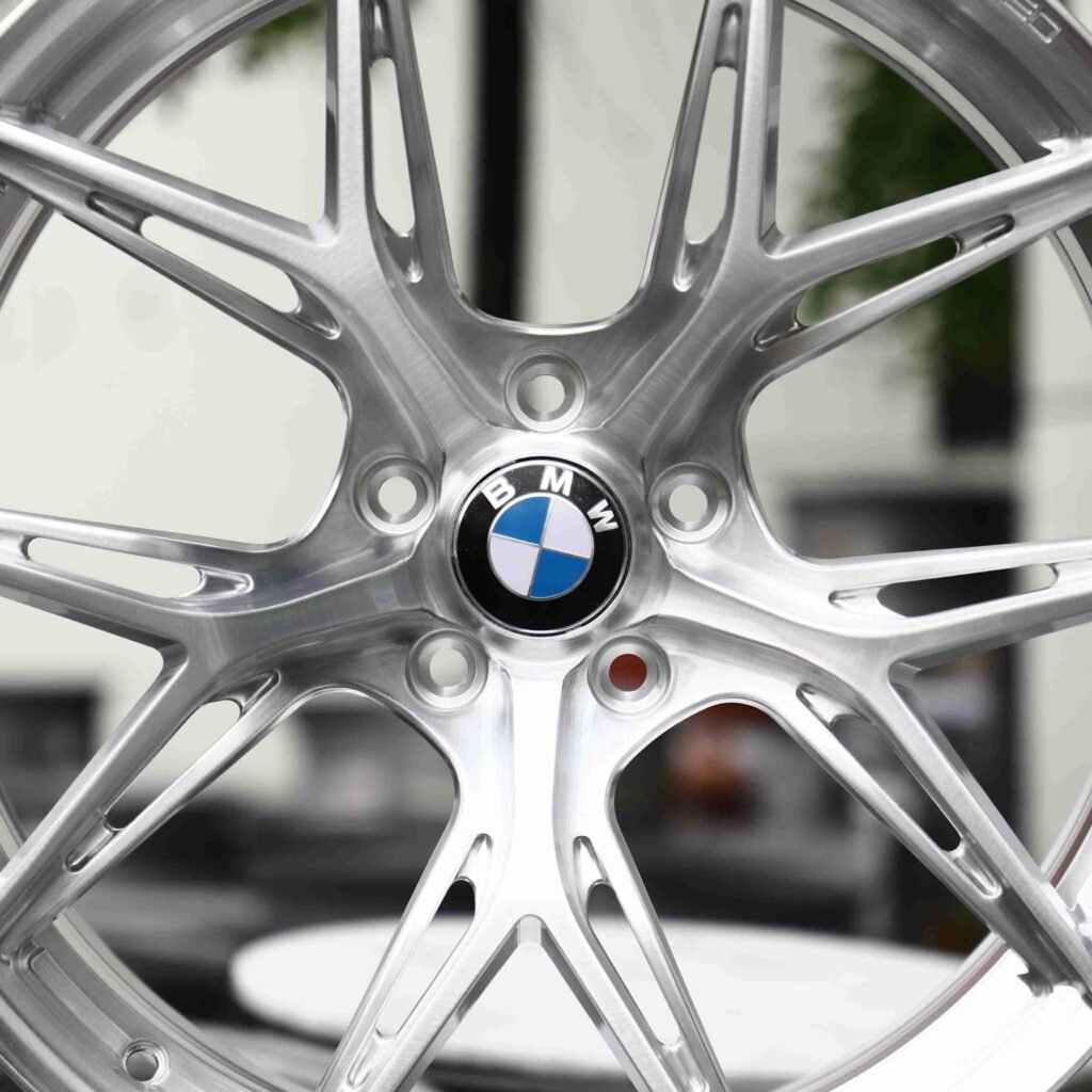 BMW M3 F80 wheels – Matte Silver 5 Y-Spoke Side-Milled, lip and barrel detail
