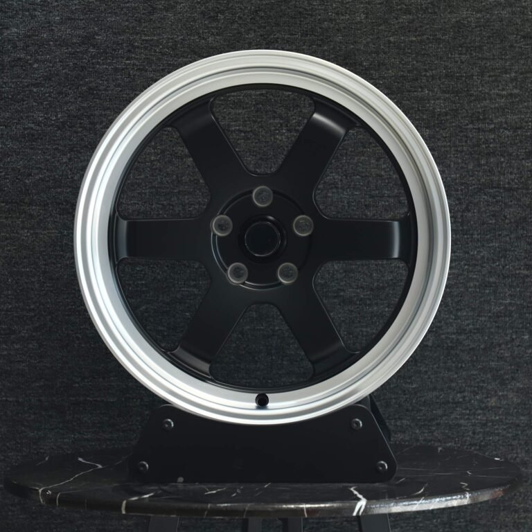 Porsche 911 wheels – Matte Silver 6-Spoke Deep Lip, front view