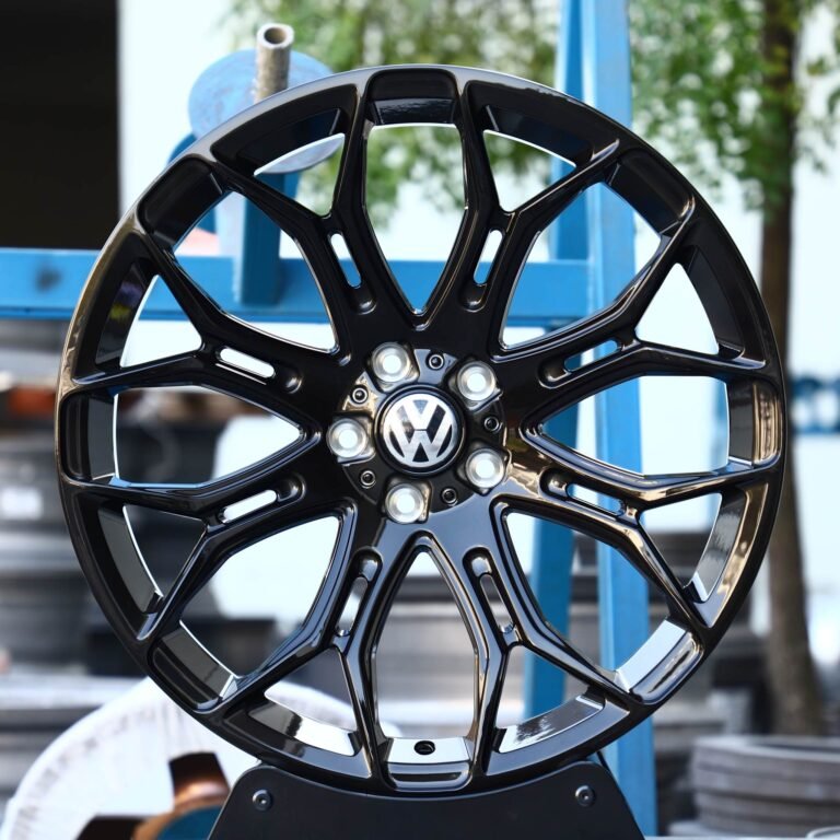 Ferrari 488 wheels – Matte Silver 8 Y-Spoke Side-Milled, front view