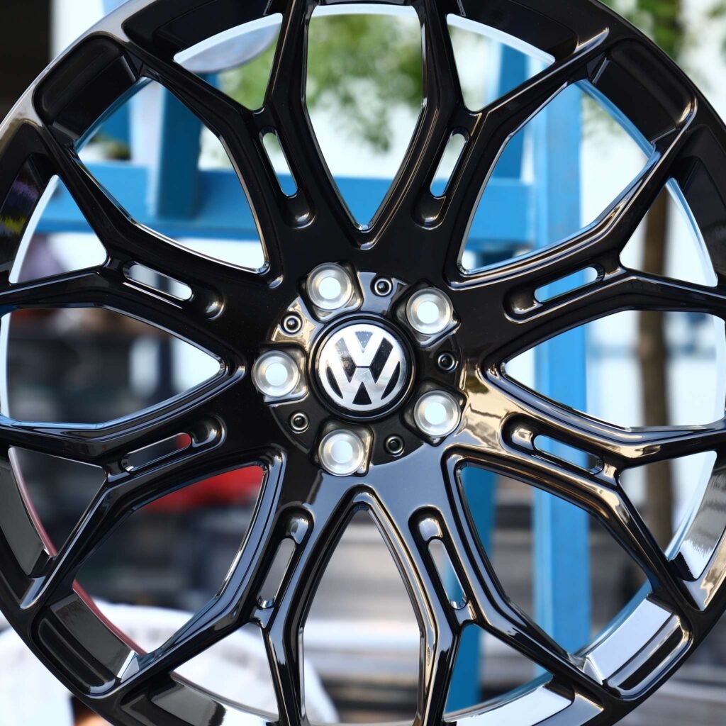 Volkswagen Golf GTI wheels – Matte Silver 8 Y-Spoke Side-Milled (Volkswagen OEM-Style), lip and barrel detail