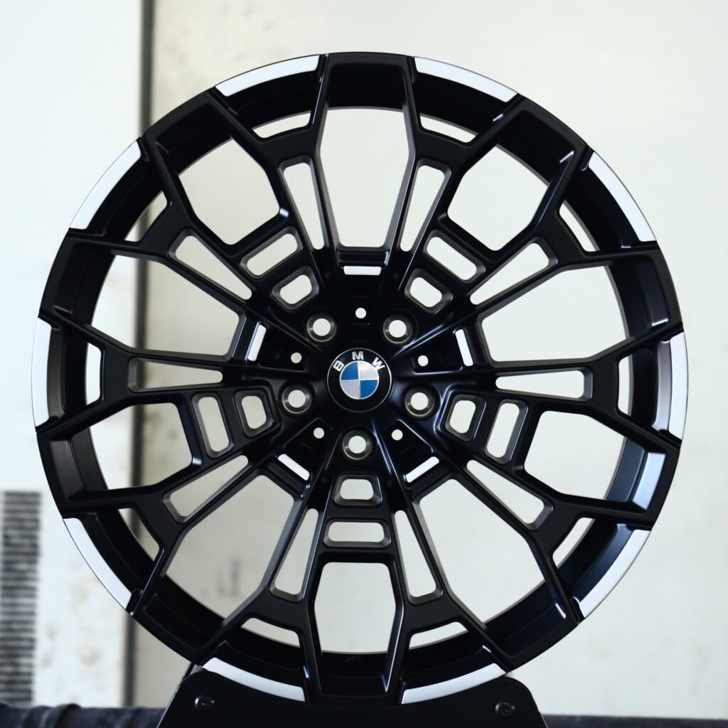 BMW M3 wheels – Matte Silver Cut-Out, front view