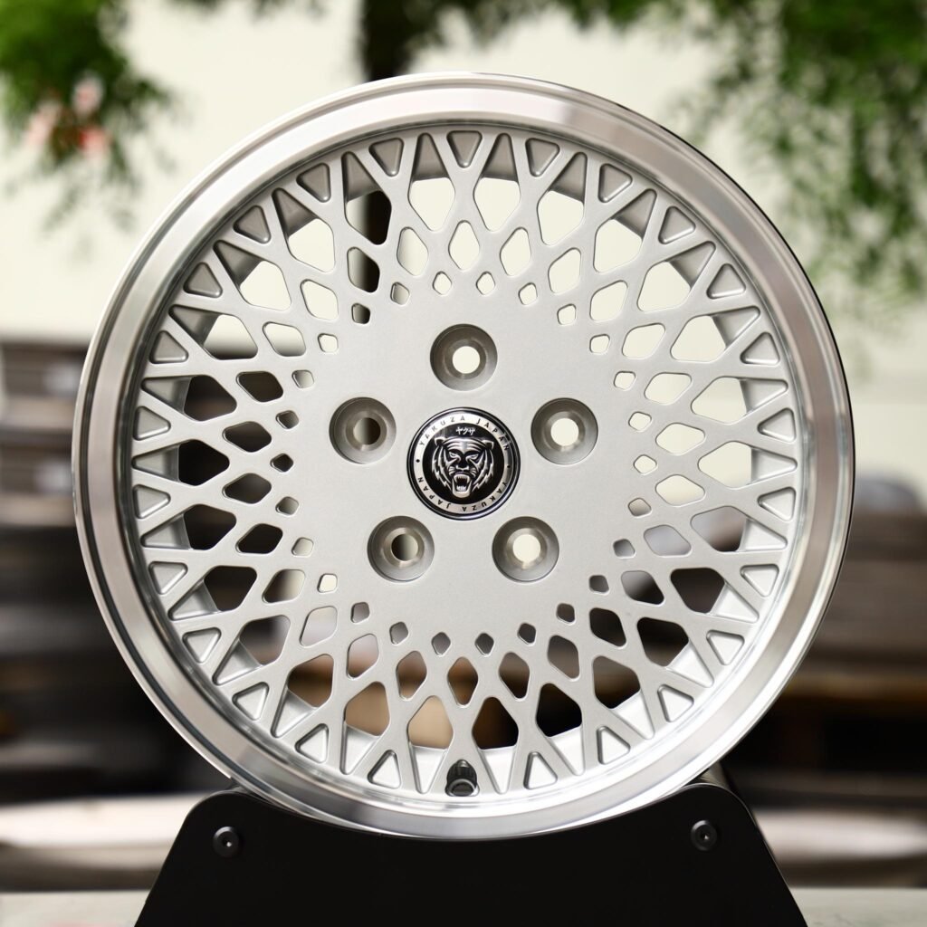 BMW M3 wheels – Matte Silver Cut-Out, angled view