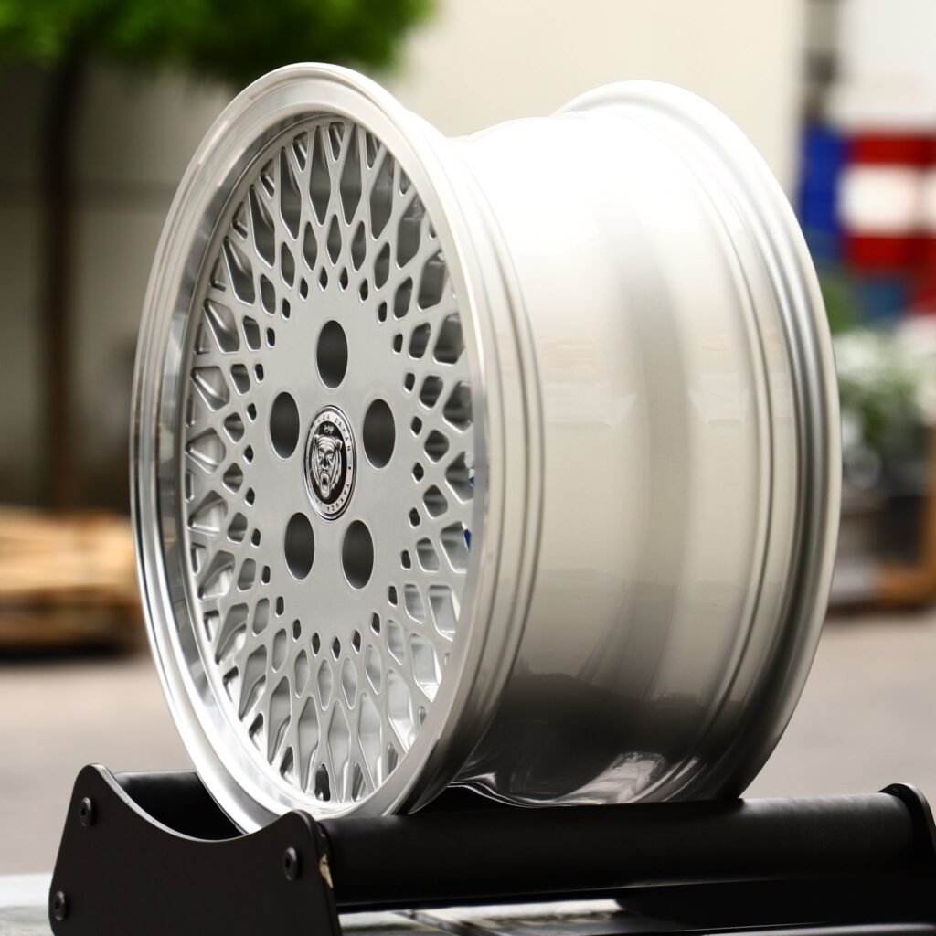 BMW M4 F82 wheels – Matte Silver Cut-Out, lip and barrel detail