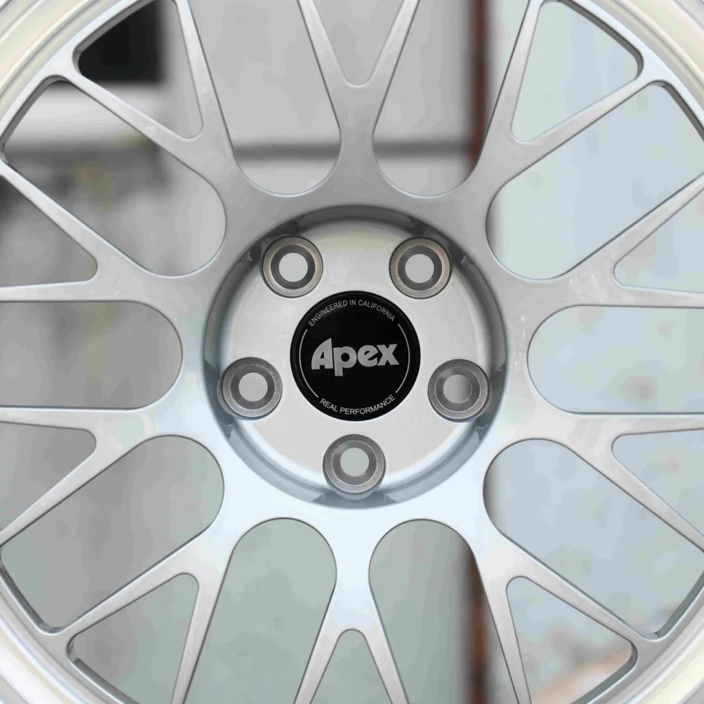 BMW M4 F82 wheels – Matte Silver Deep Lip (APEX-Style), lip and barrel detail