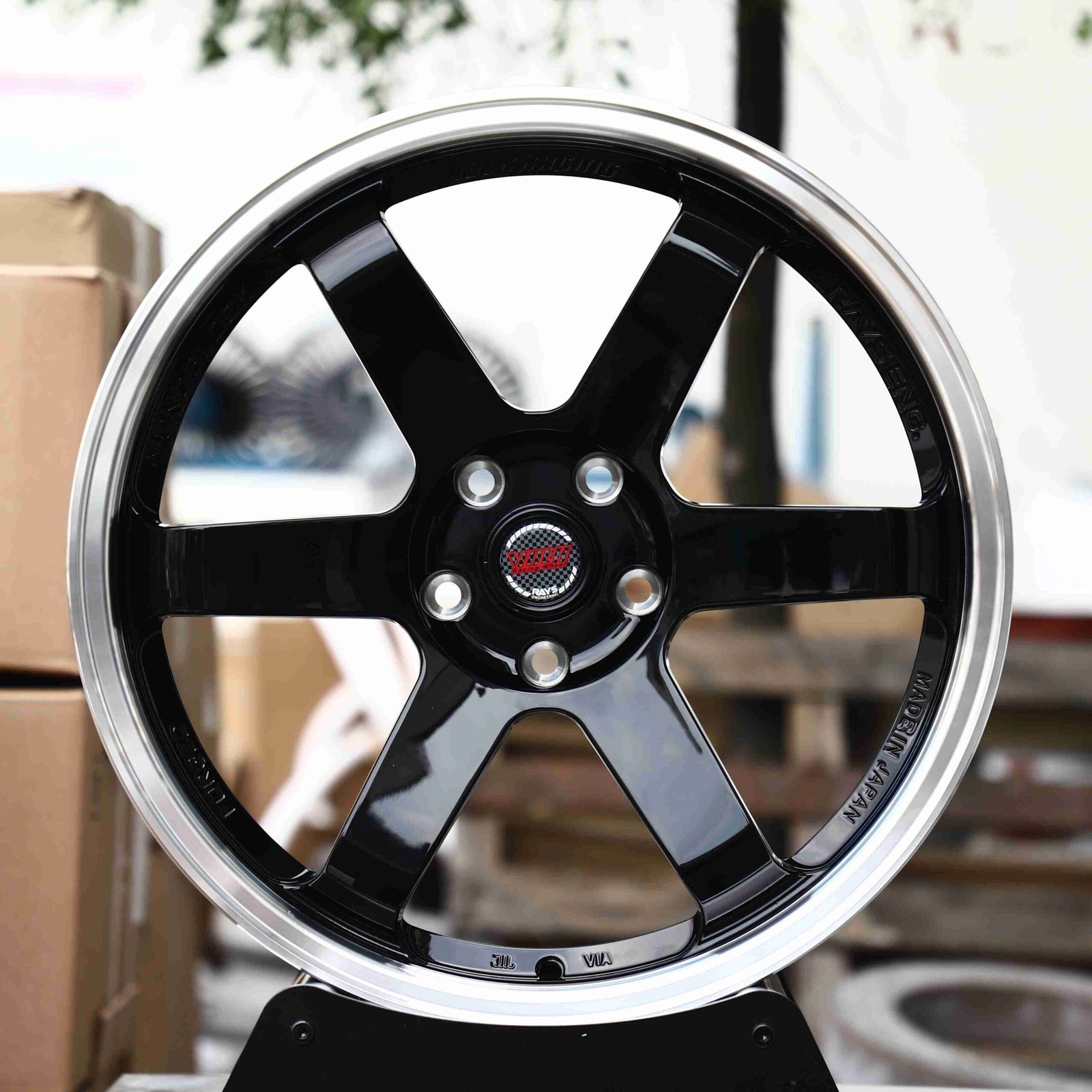 Porsche 911 wheels – Matte Silver Deep Lip, front view
