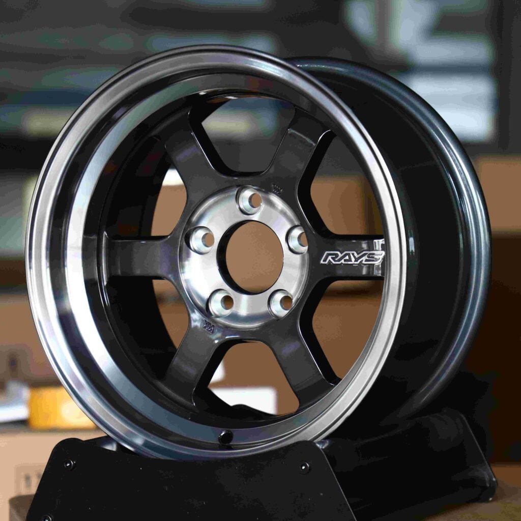 BMW M3 wheels – Matte Silver Deep Lip, angled view