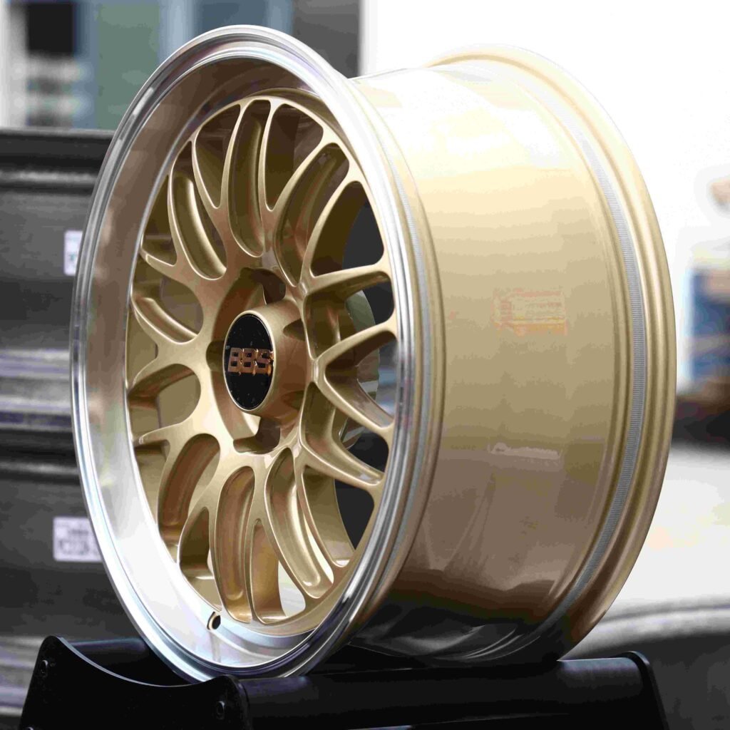 5x130 wheels – Matte Silver Deep Lip (BBS-Style), side view