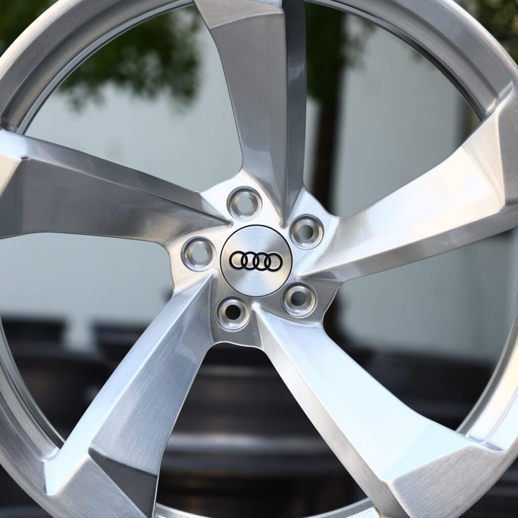 Audi RS3 8Y wheels – Matte Silver Directional Milled, lip and barrel detail