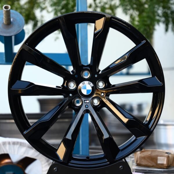 BMW M3 wheels – Gloss Black Directional Milled, front view